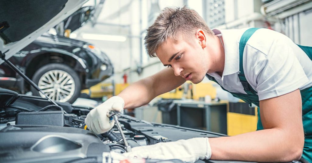 ryzyko zawodowe na stanowisku mechanik samochodowy