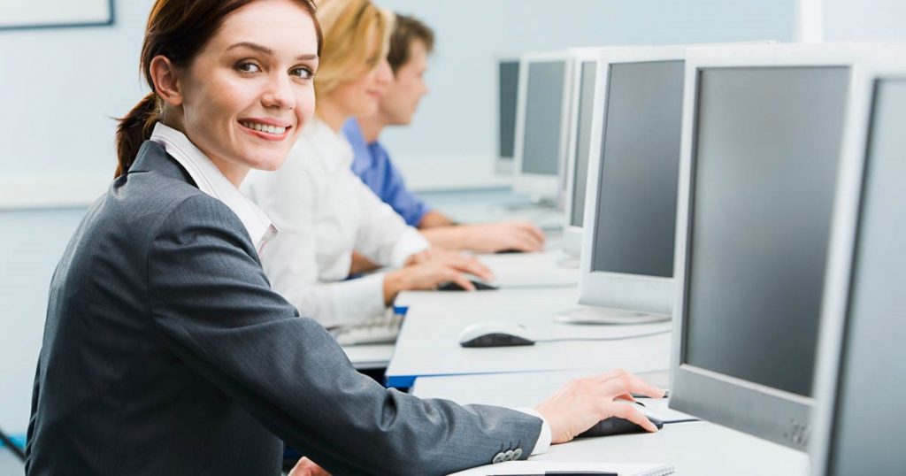 ryzyko zawodowe na stanowisku pracy pracownik administracyjno-biurowy