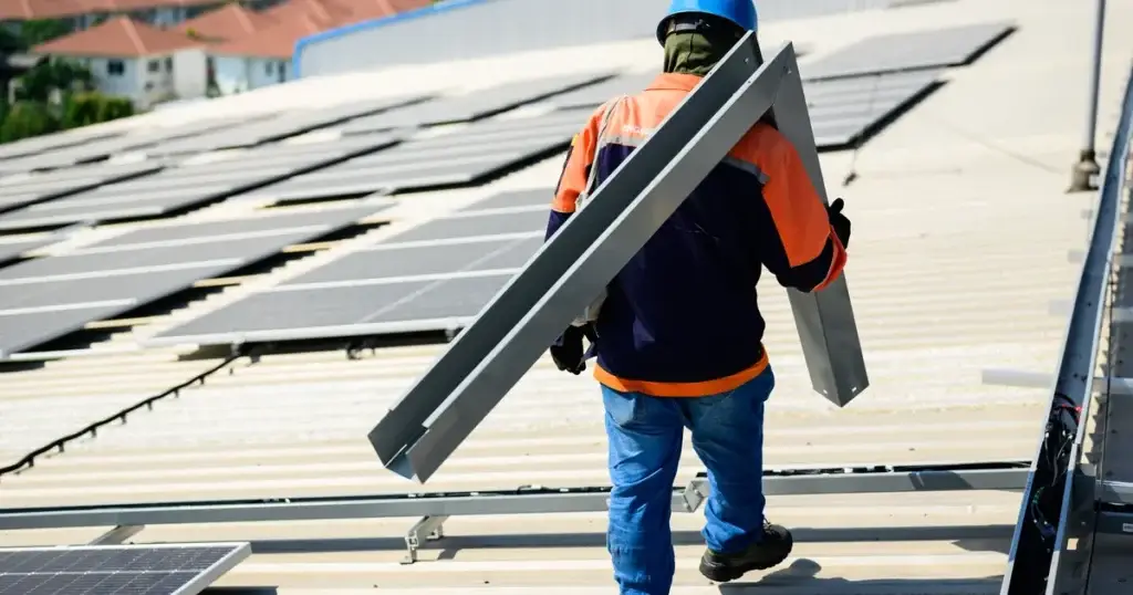 bhp ryzyko zawodowe monter instalacji fotowoltaicznych