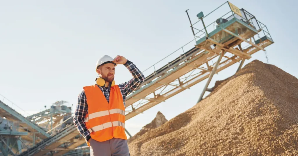 bhp ryzyko zawodowe operator maszyn i urządzeń do przeróbki mechanicznej rud